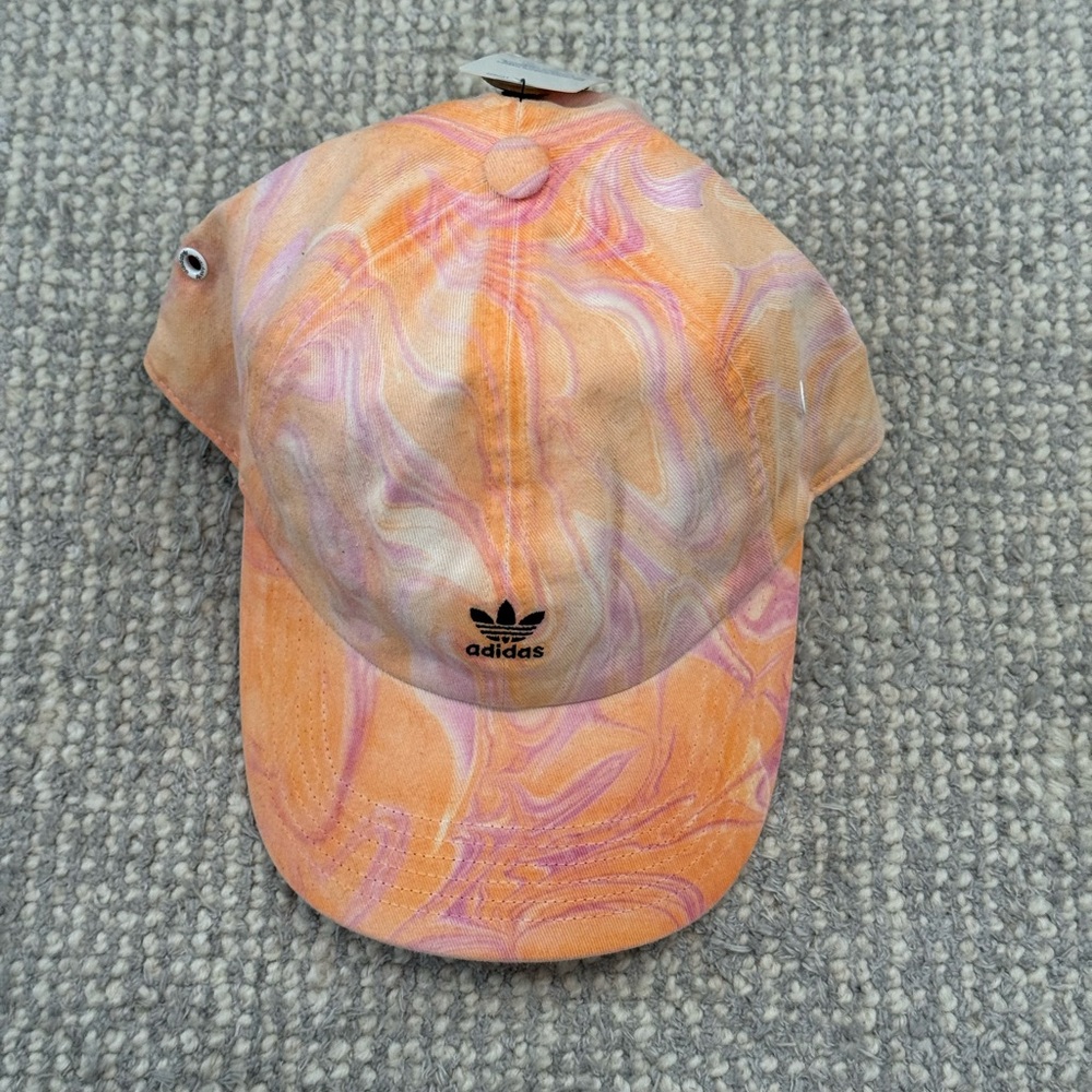 Adidas Vibrant Swirl Cap in Orange and Pink